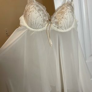 In bloom. Never worn white lingerie